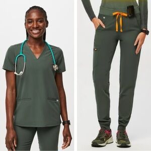 Figs Zamora jogger MP special edition
Matching top in other listing bundle